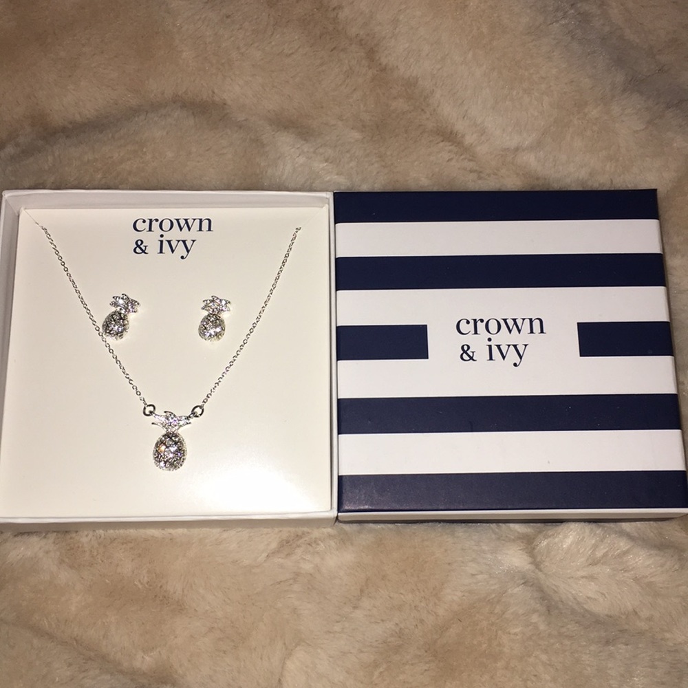 Pineapple earring and necklace set